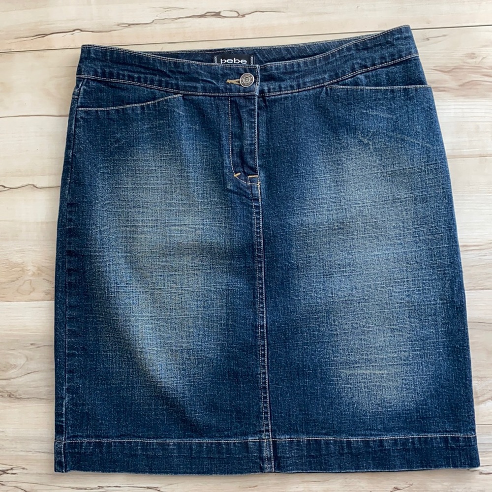 Bebe Denim Distressed Jean Skirt Size 27.